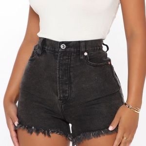 High Wasted Denim Shorts - Black